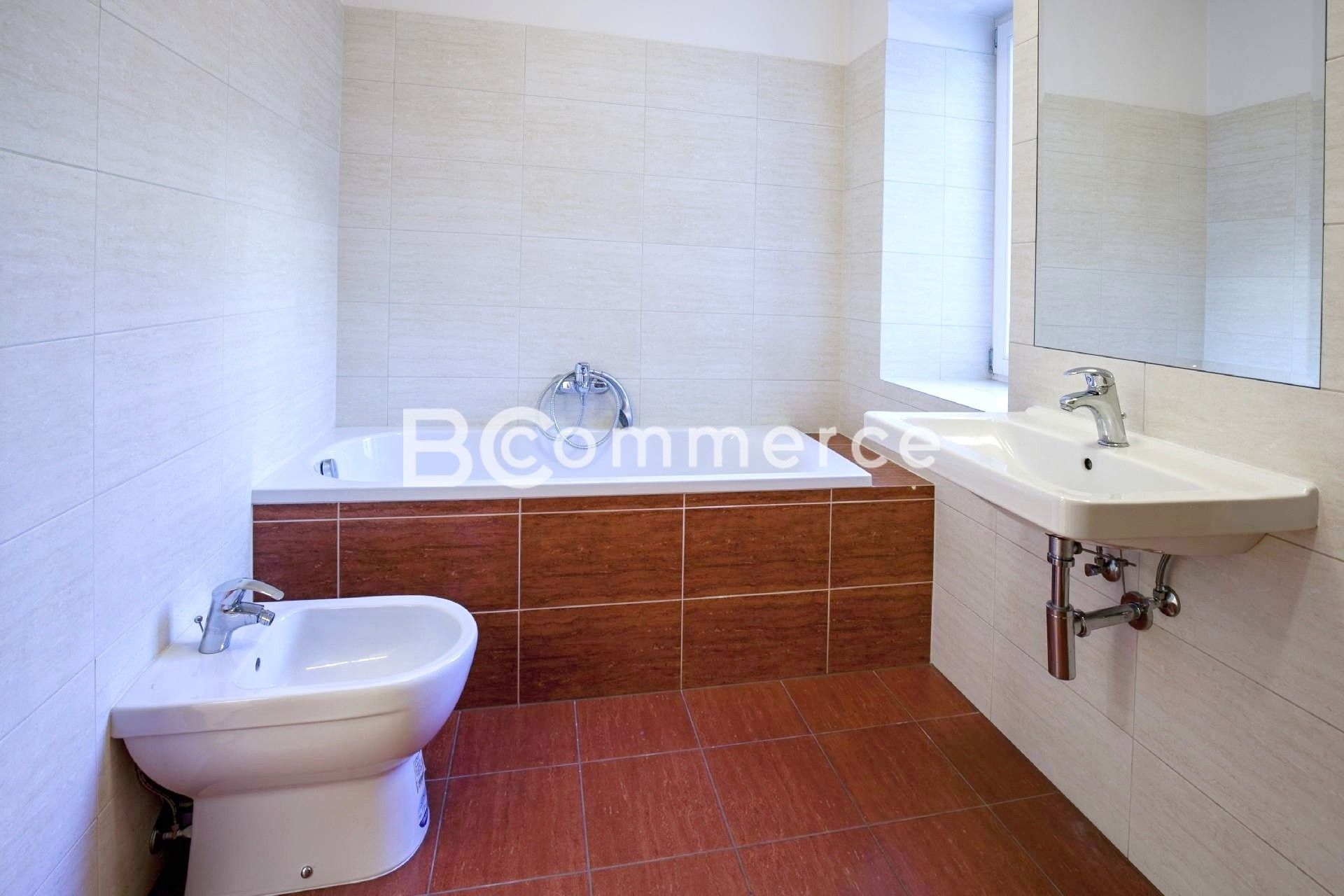 Pronájem komerčního prostoru 87 m² - foto 5