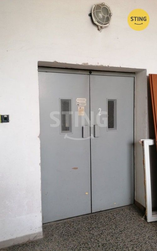 Pronájem komerčního prostoru 845 m² - foto 8