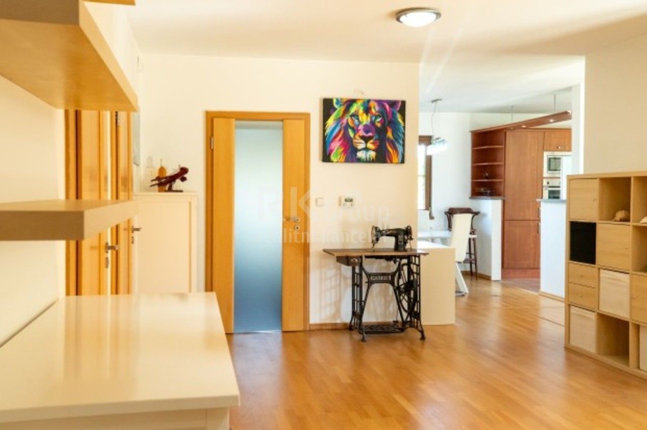 Prodej domu 338 m² - foto 24