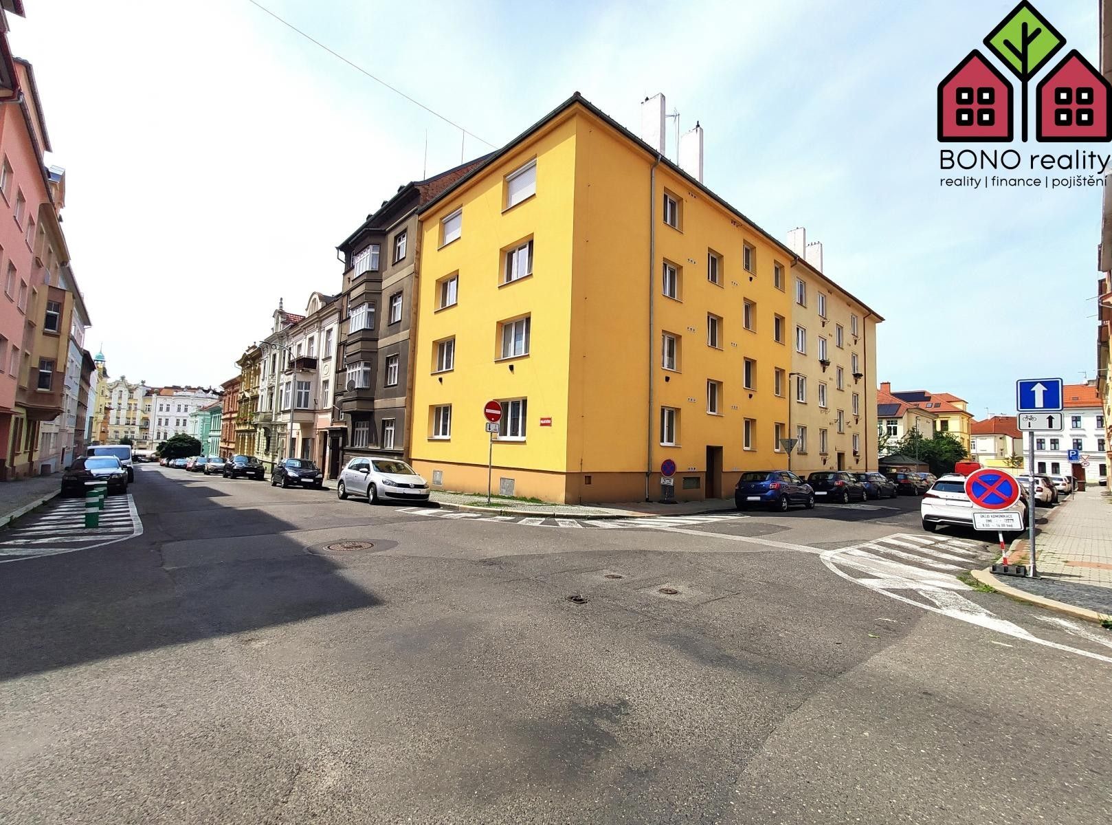Pronájem bytu 1+kk 34 m² - foto 3