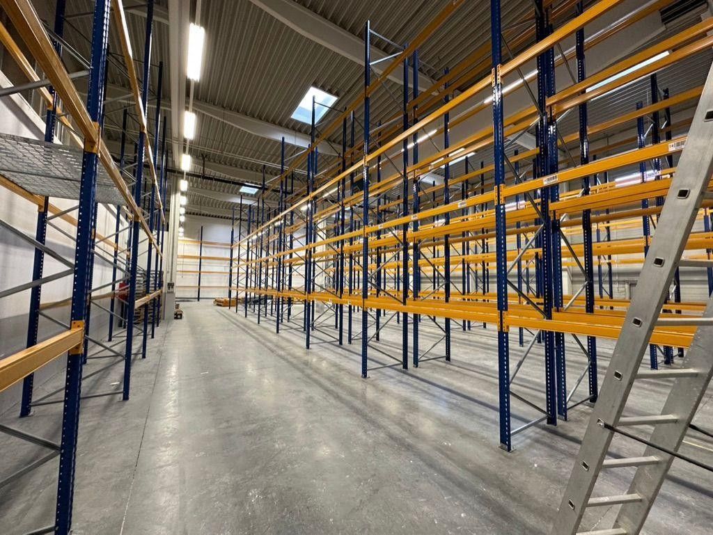 Pronájem komerčního prostoru 1089 m² - foto 5