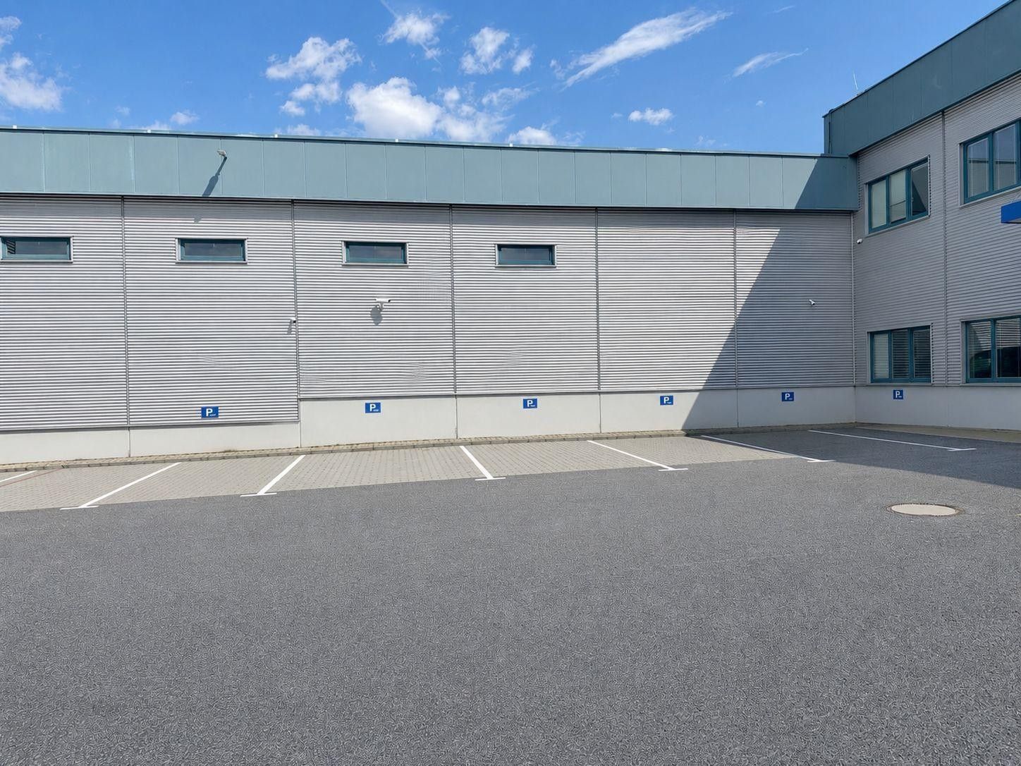 Pronájem komerčního prostoru 1089 m² - foto 13