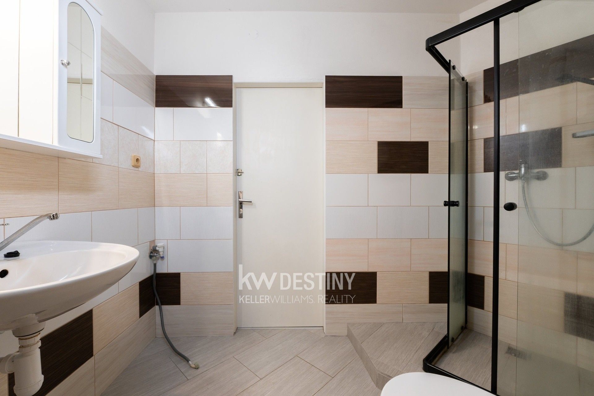Pronájem bytu 3+kk 100 m² - foto 16