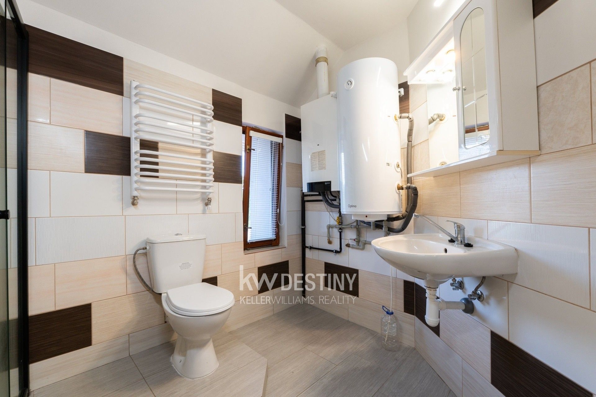 Pronájem bytu 3+kk 100 m² - foto 17