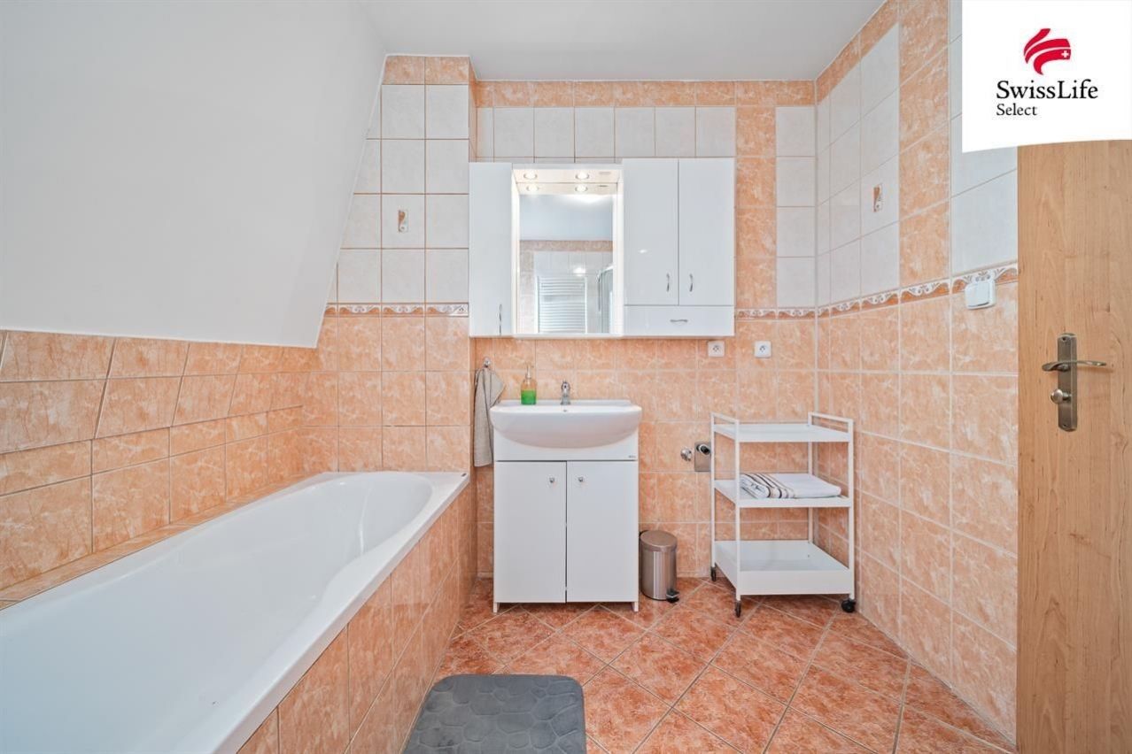 Prodej domu 195 m² - foto 14