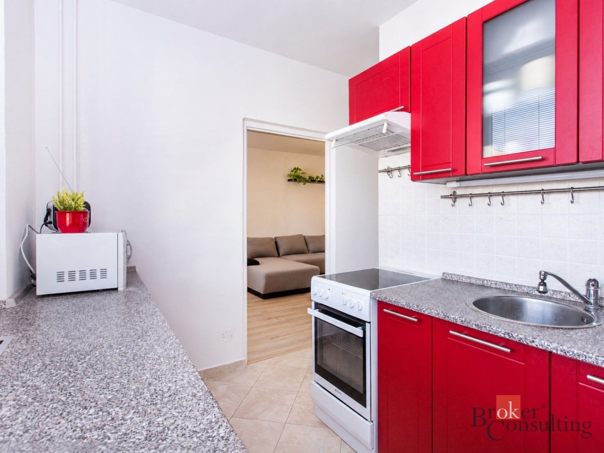 Pronájem bytu 2+1 61 m² - foto 6