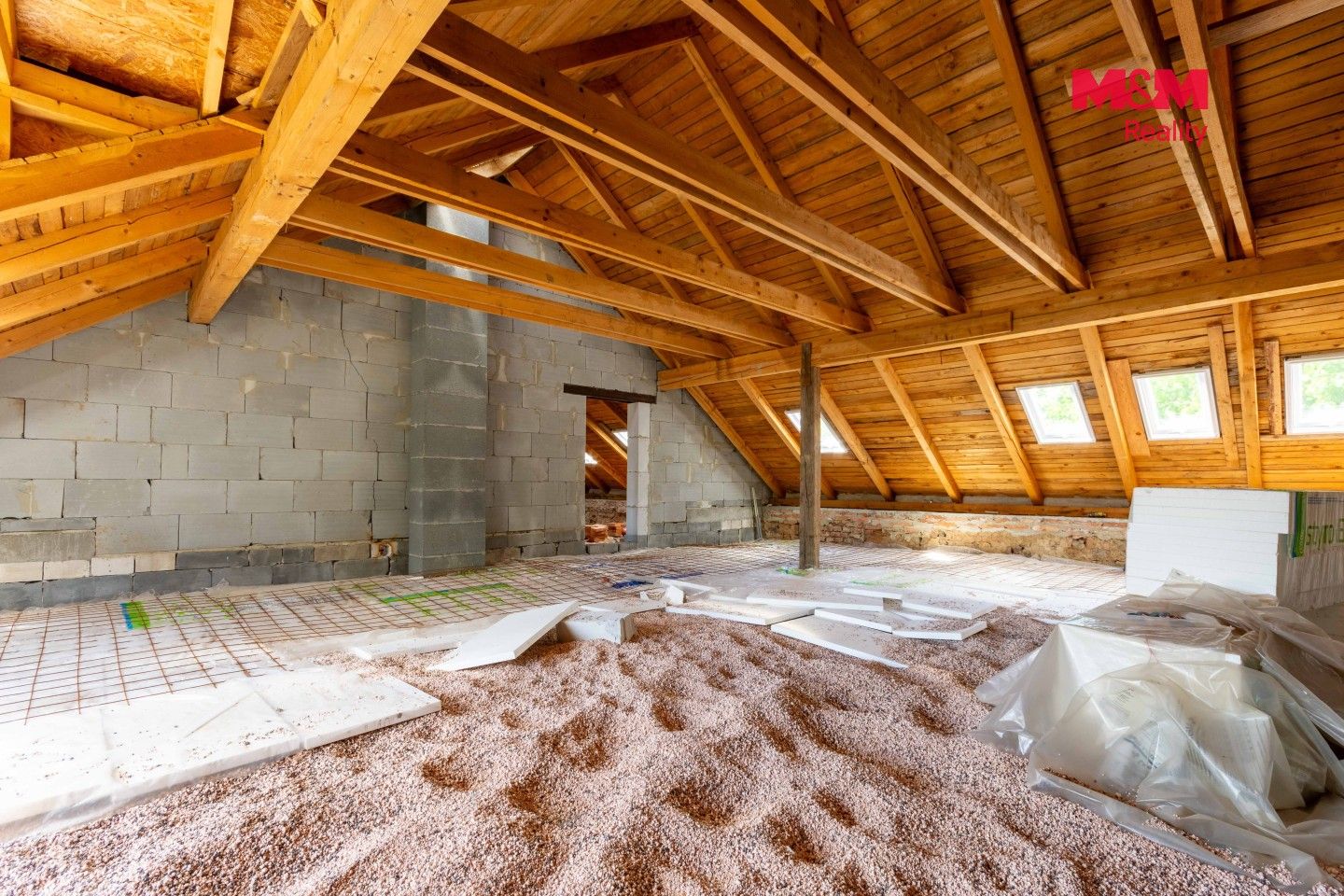Prodej komerčního prostoru 803 m² - foto 23