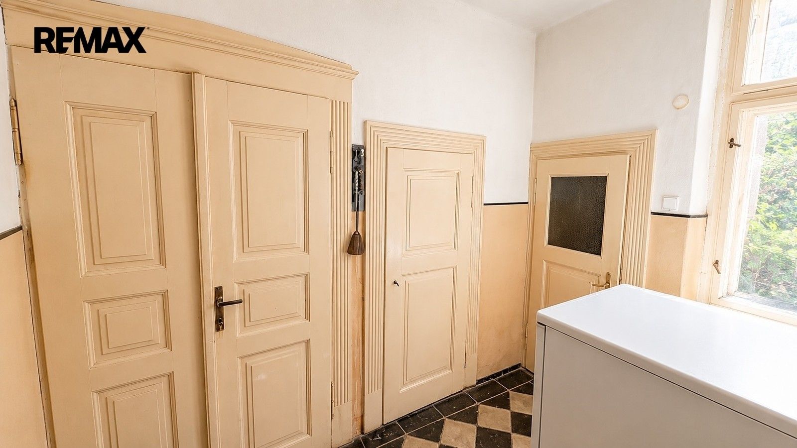 Prodej domu 370 m² - foto 9