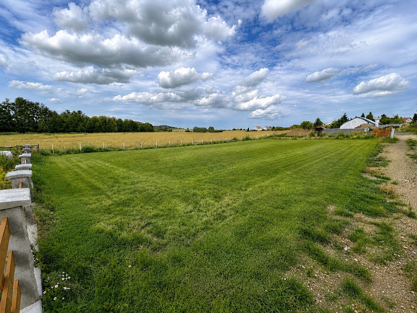 Prodej pozemku 900 m² - foto 1