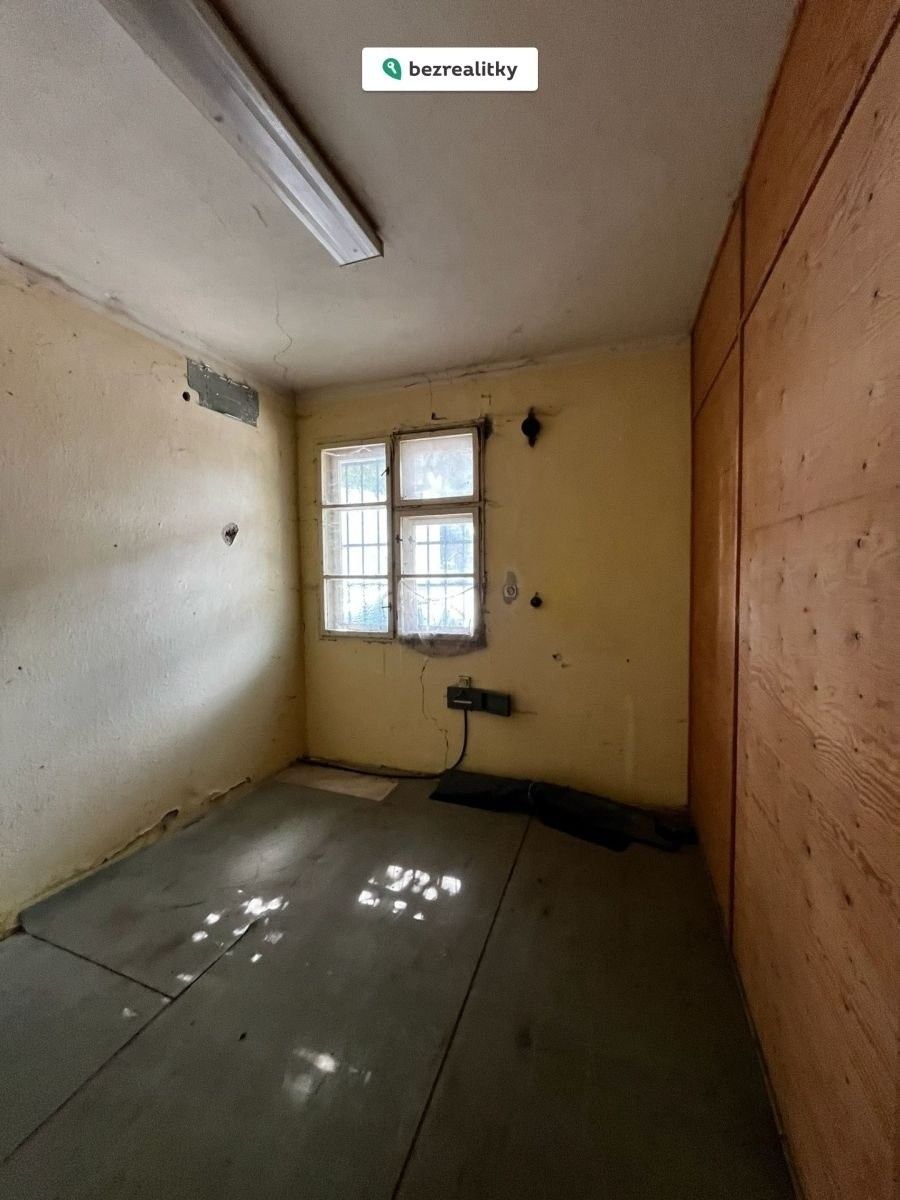 Prodej nemovitosti 315 m² - foto 6