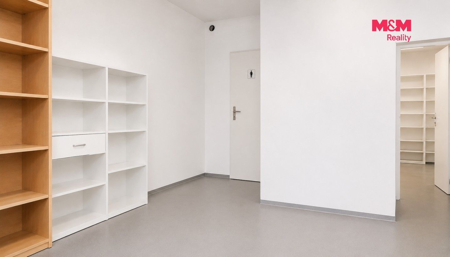 Pronájem komerčního prostoru 153 m² - foto 5