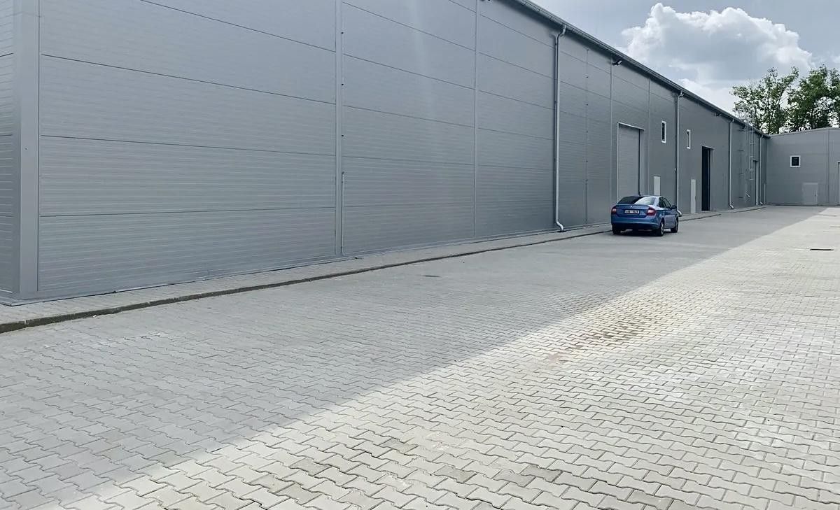 Pronájem komerčního prostoru 468 m² - foto 13