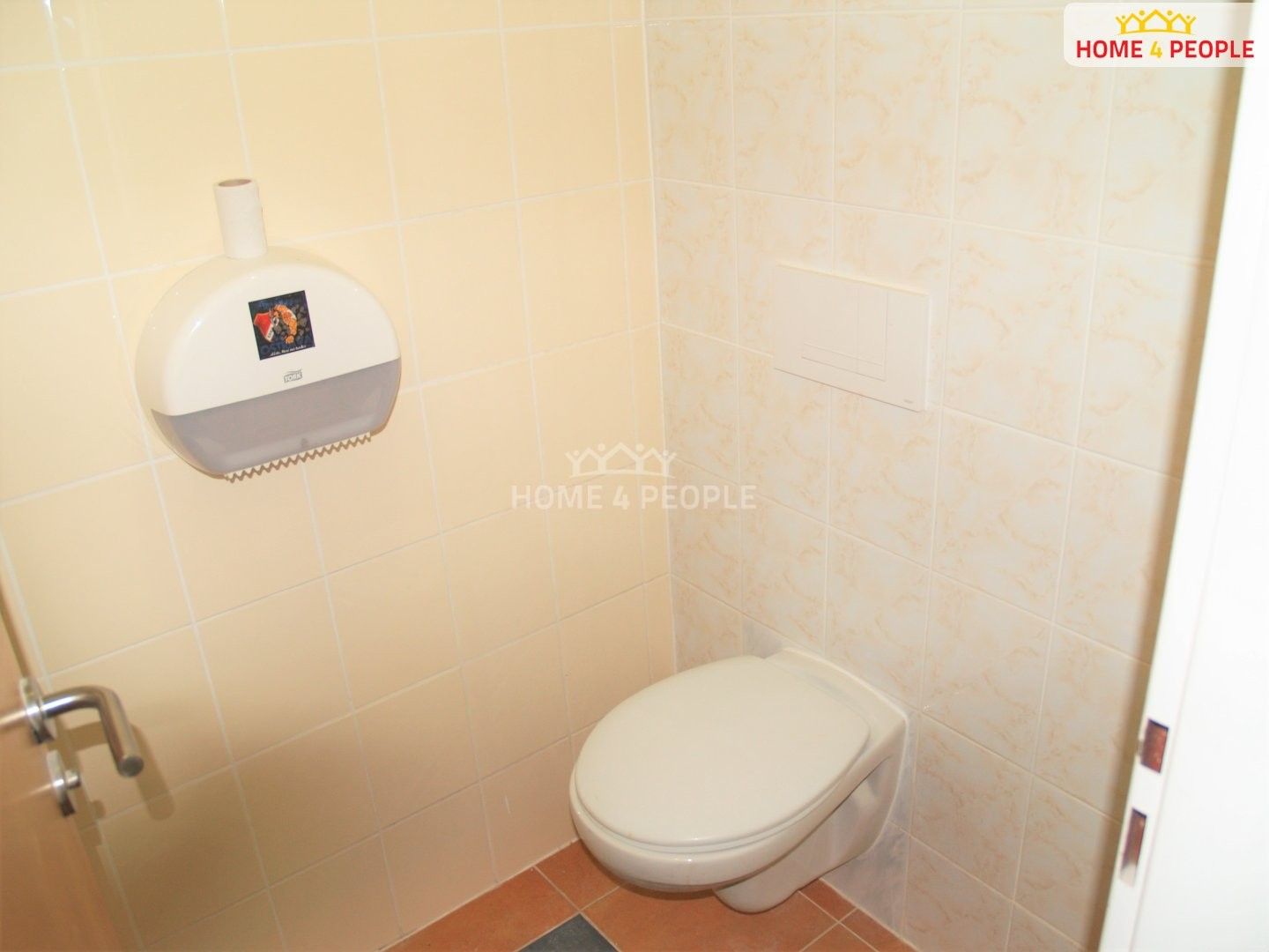 Pronájem komerčního prostoru 32 m² - foto 4