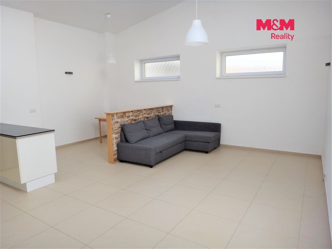 Pronájem bytu 4+kk 127 m² - foto 5