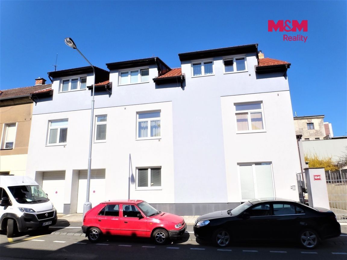 Pronájem bytu 4+kk 127 m² - foto 27