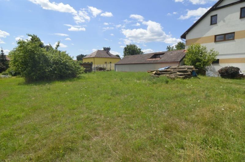 Prodej pozemku 600 m² - foto 2