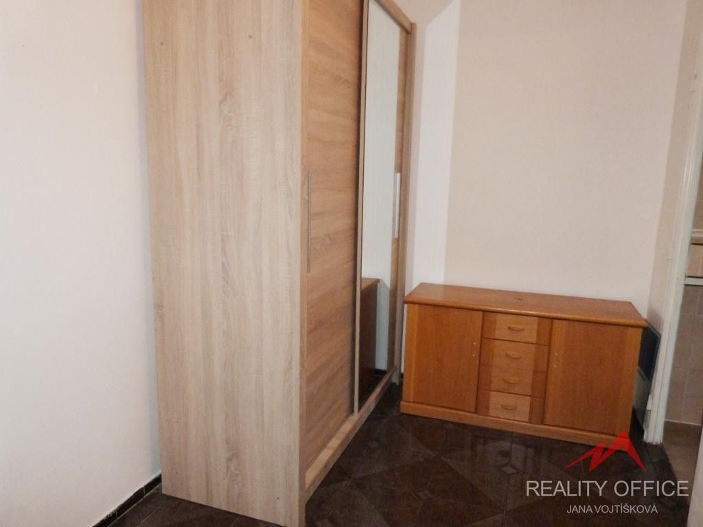Pronájem bytu 3+1 68 m² - foto 12