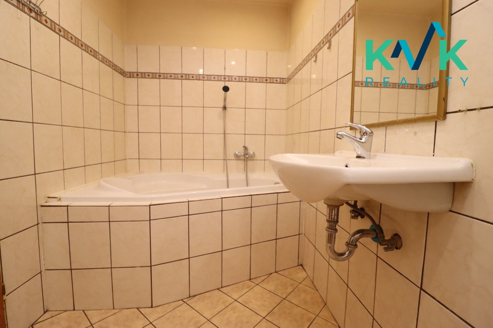 Pronájem bytu 2+kk 57 m² - foto 11