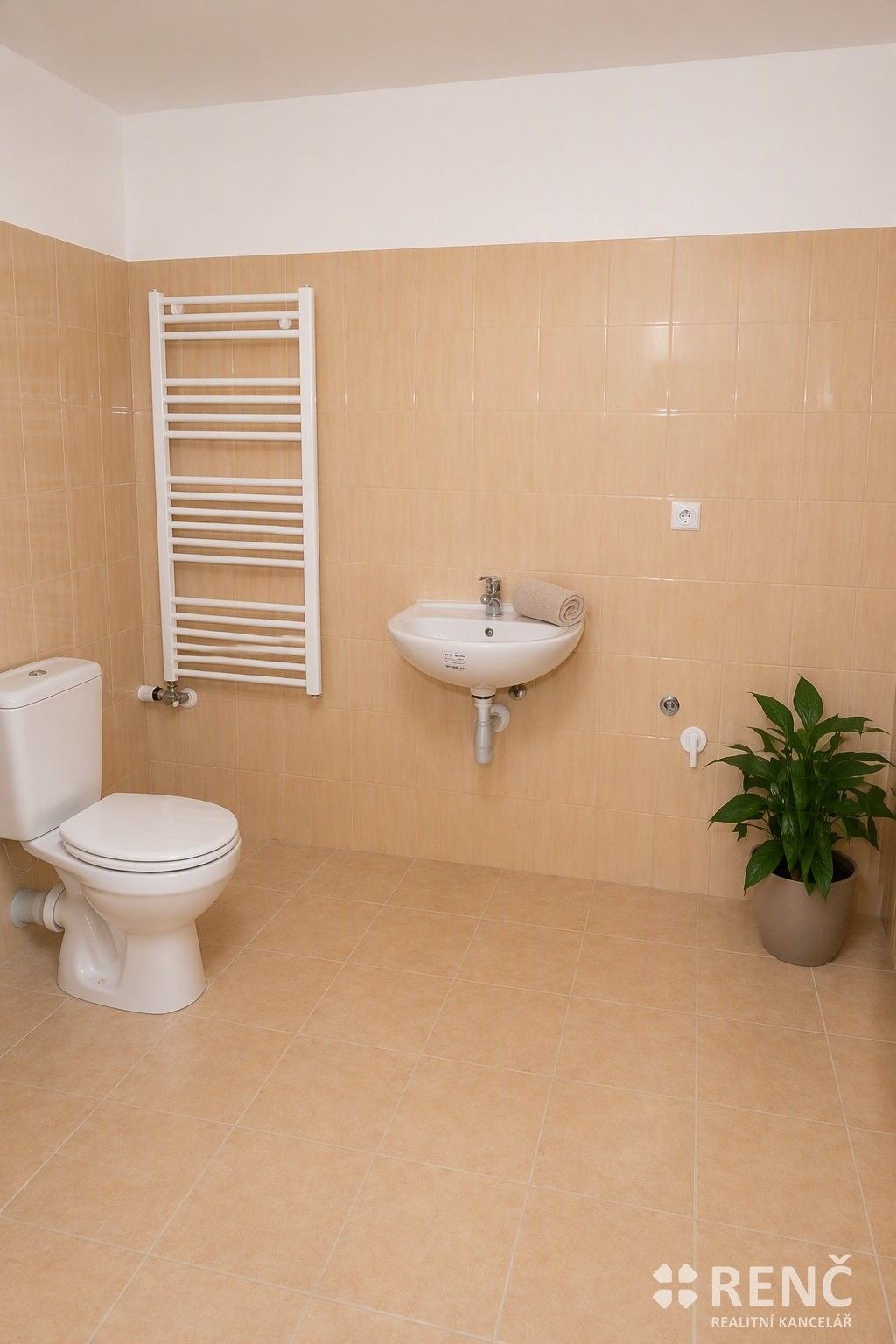 Pronájem bytu 2+1 78 m² - foto 5