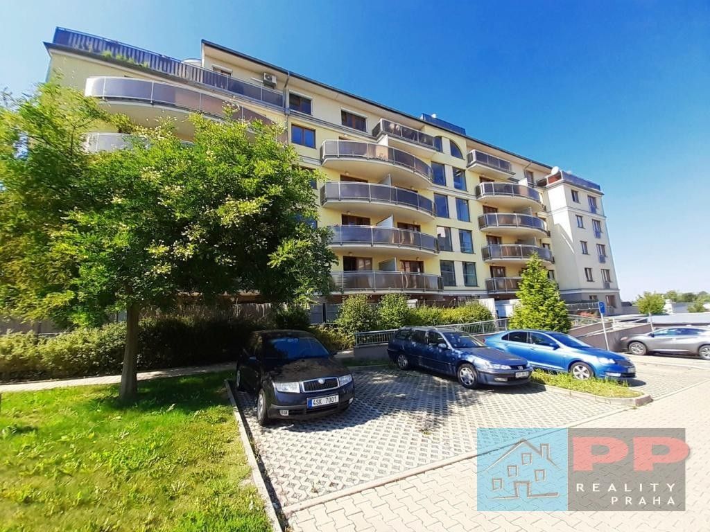 Prodej bytu 2+kk 52 m² - foto 1