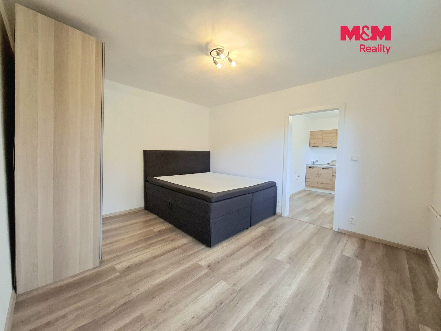 Pronájem bytu 1+1 33 m² - foto 3