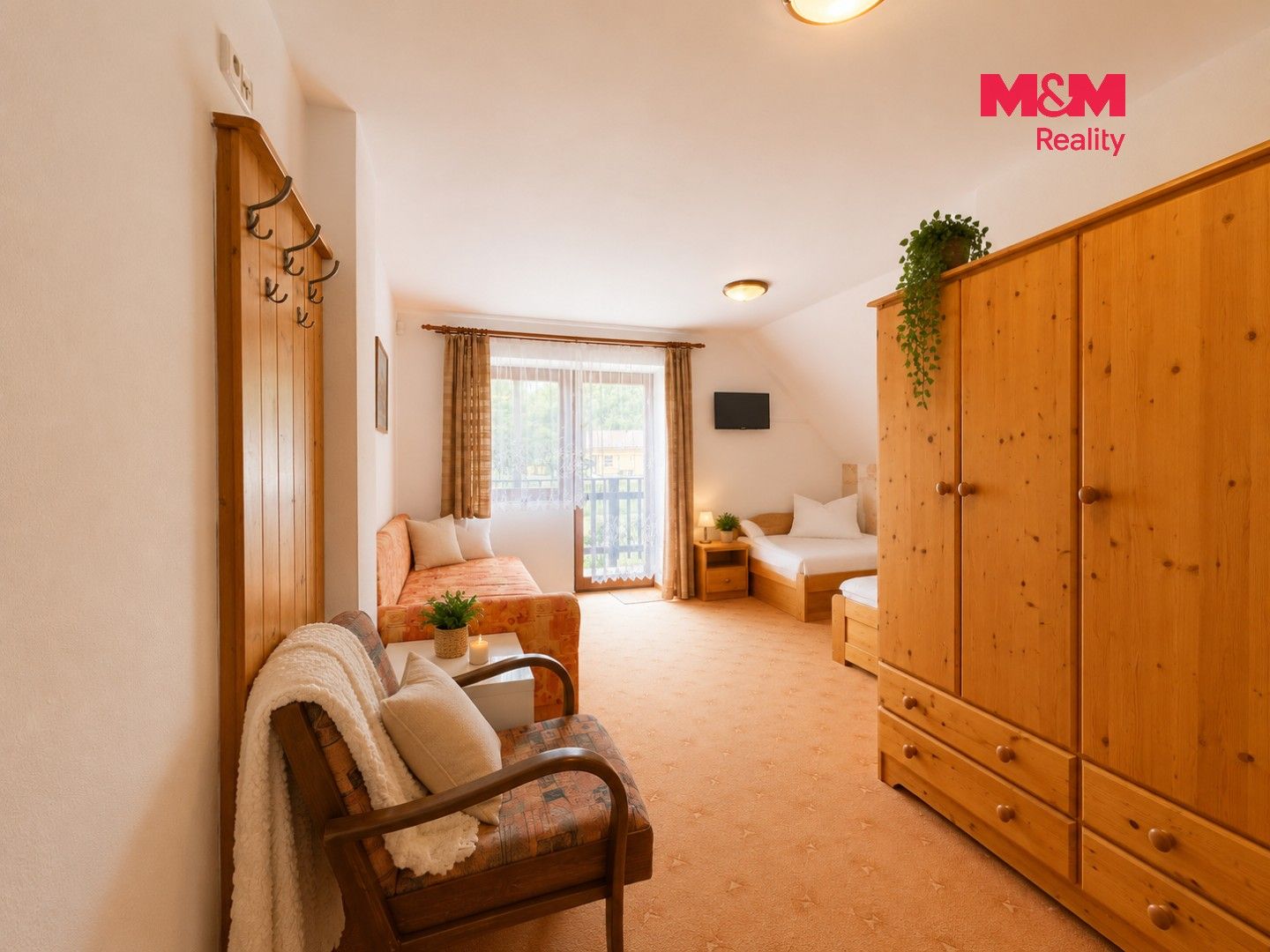 Prodej komerčního prostoru 272 m² - foto 4