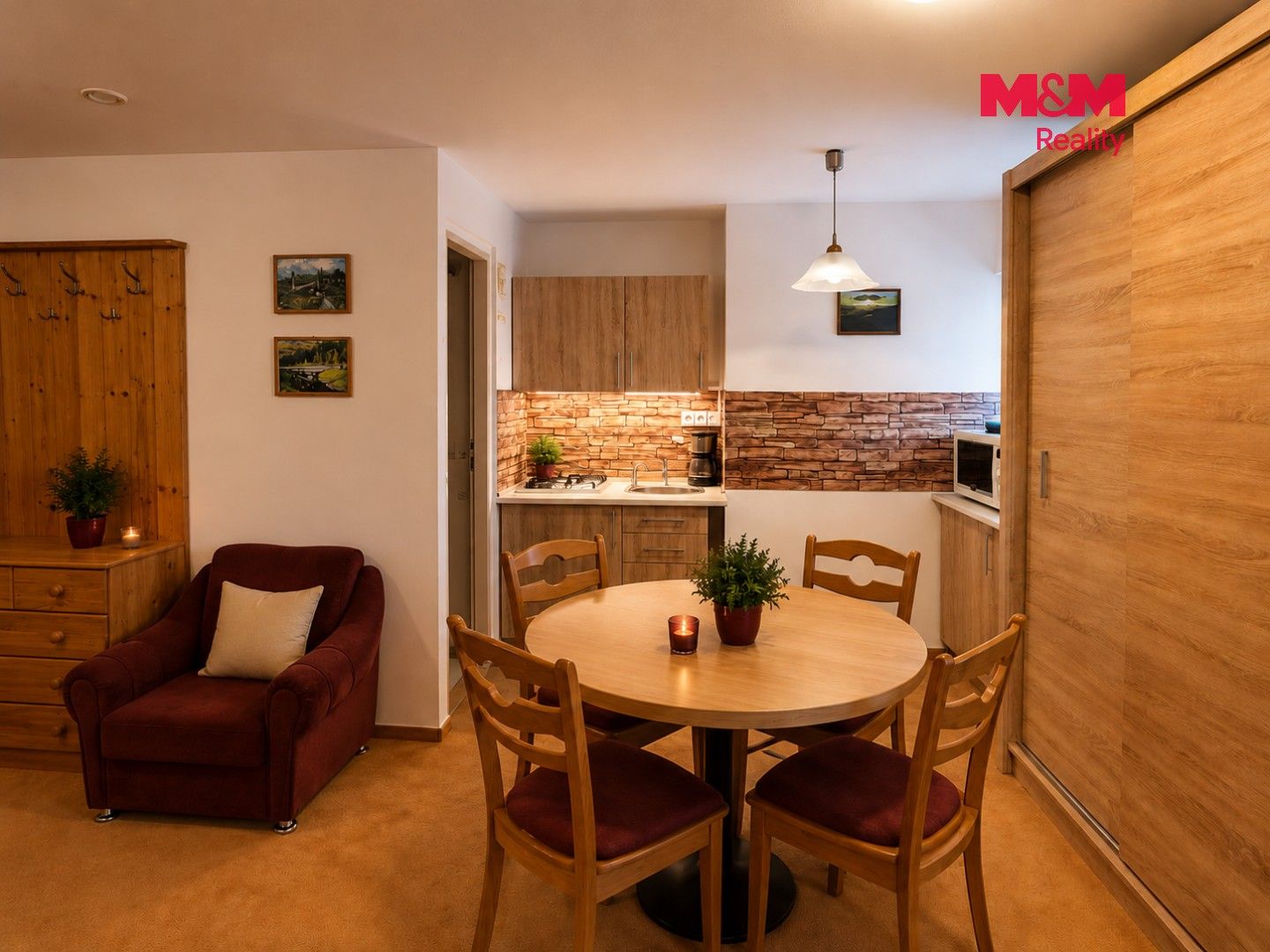 Prodej komerčního prostoru 272 m² - foto 13