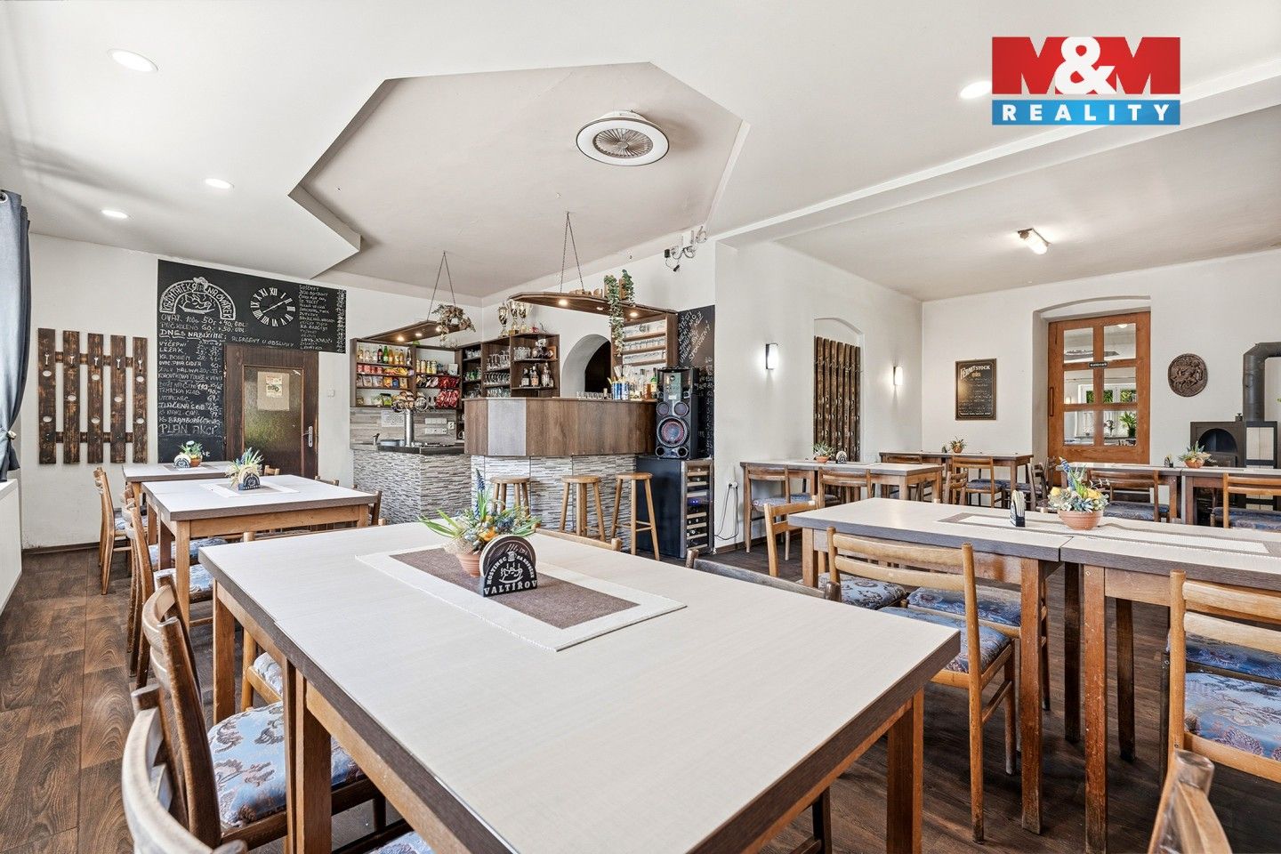 Prodej komerčního prostoru 350 m² - foto 2