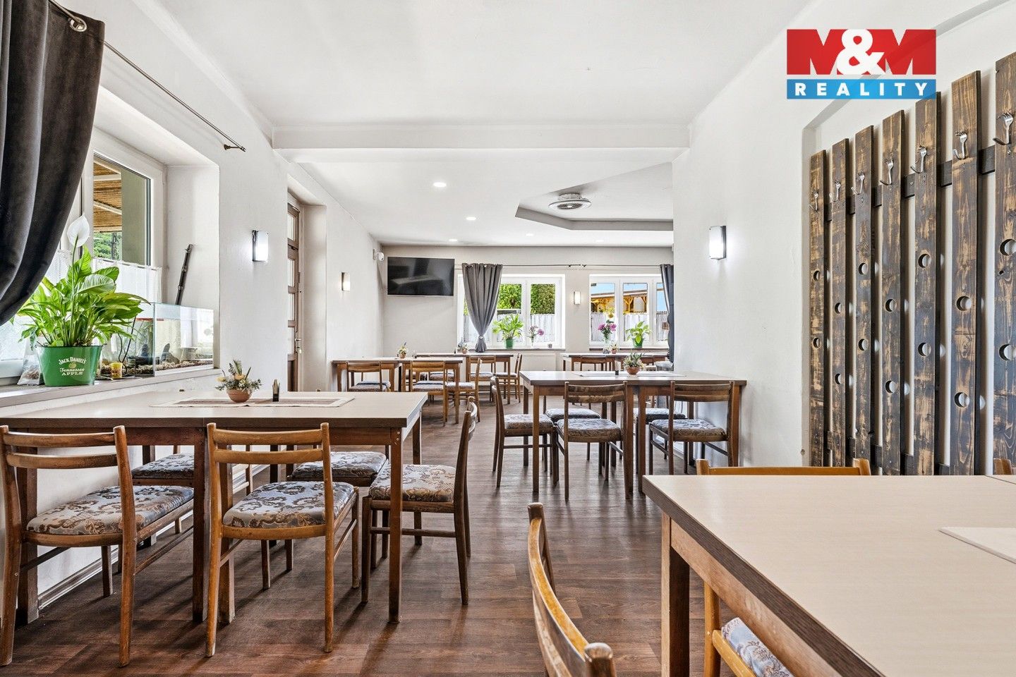 Prodej komerčního prostoru 350 m² - foto 8