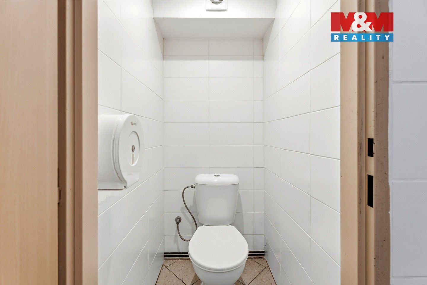 Prodej komerčního prostoru 350 m² - foto 14