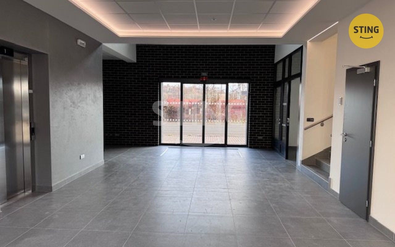 Pronájem komerčního prostoru 84 m² - foto 5