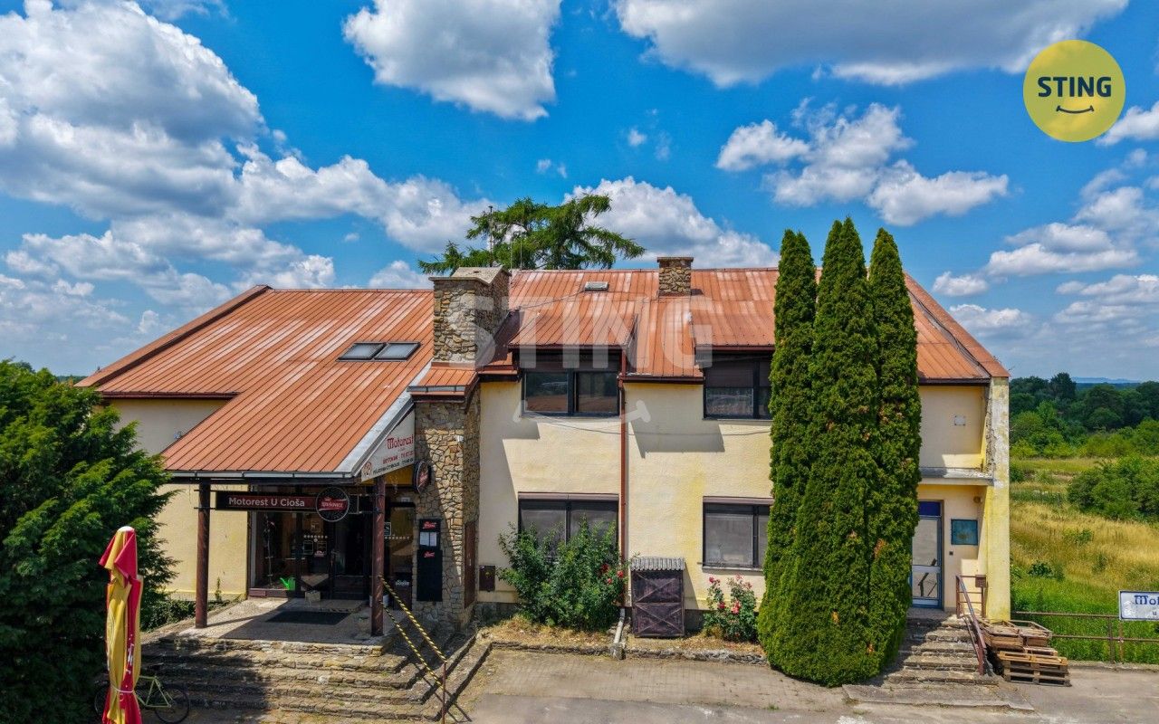 Prodej komerčního prostoru 360 m² - foto 1