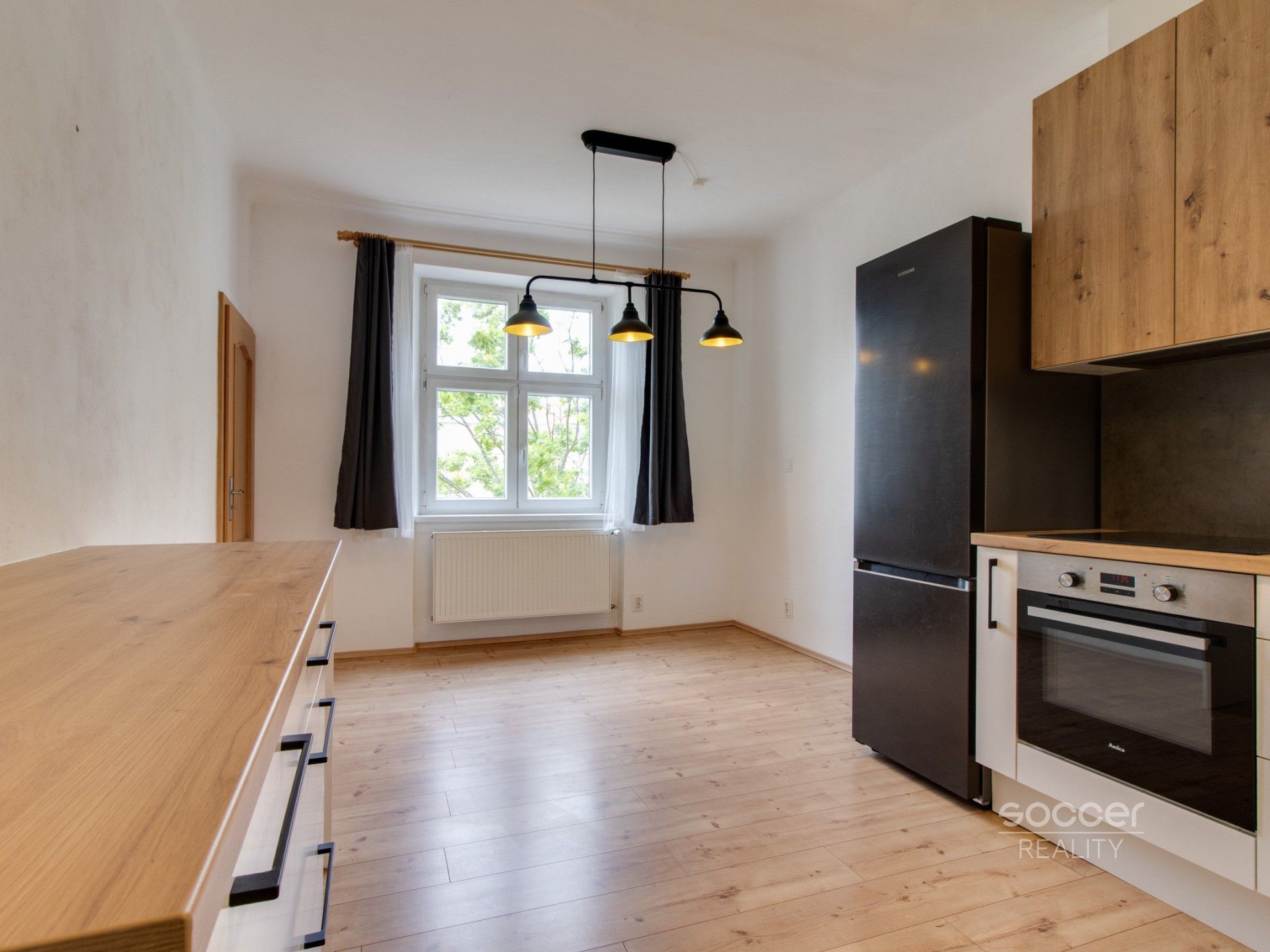 Pronájem bytu 2+1 76 m² - foto 3