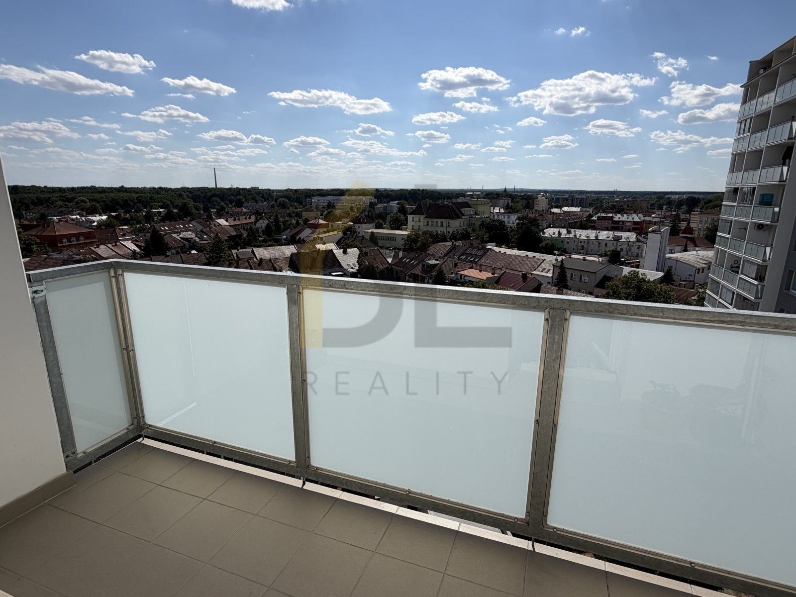 Pronájem bytu 1+kk 24 m² - foto 4