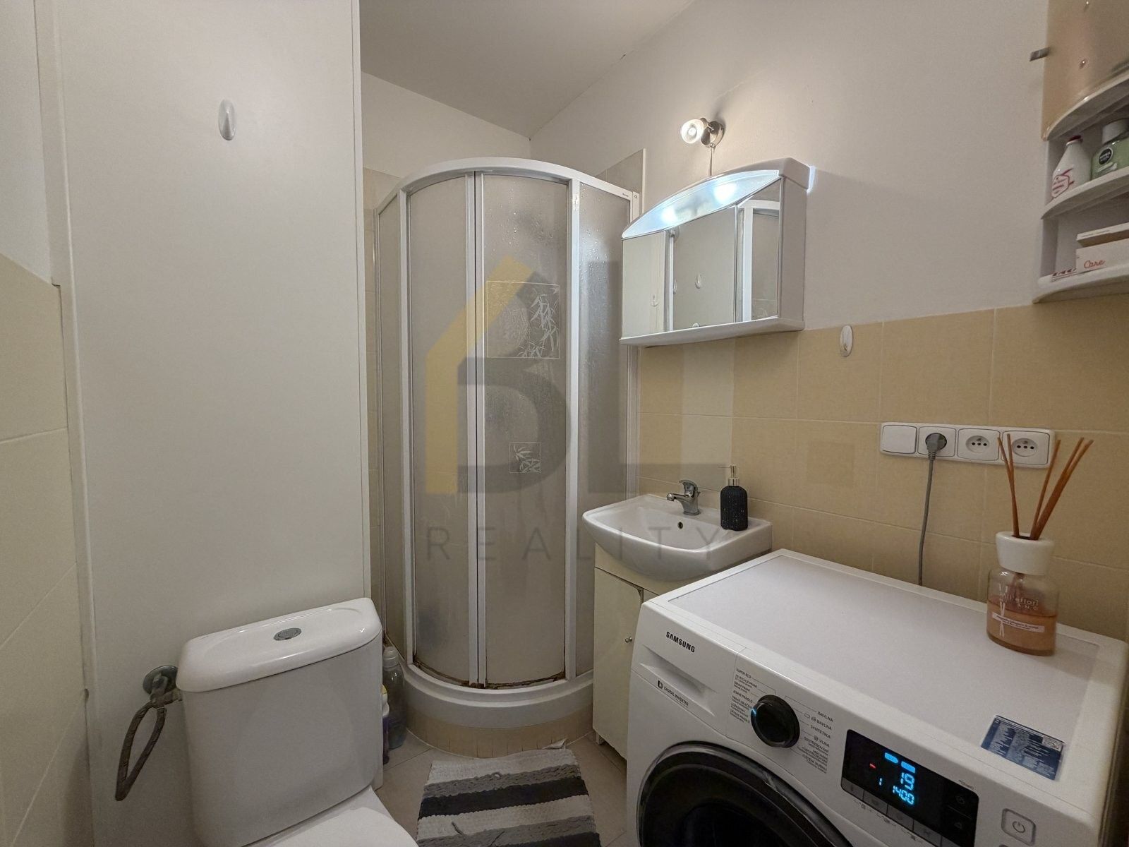 Pronájem bytu 1+kk 24 m² - foto 5