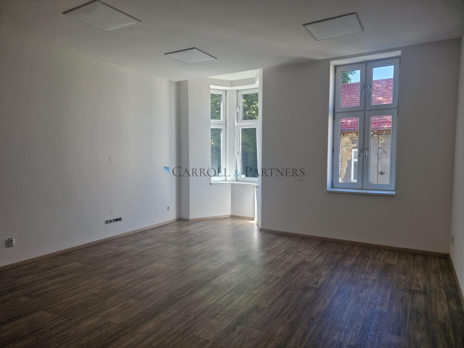 Pronájem komerčního prostoru 118 m² - foto 5
