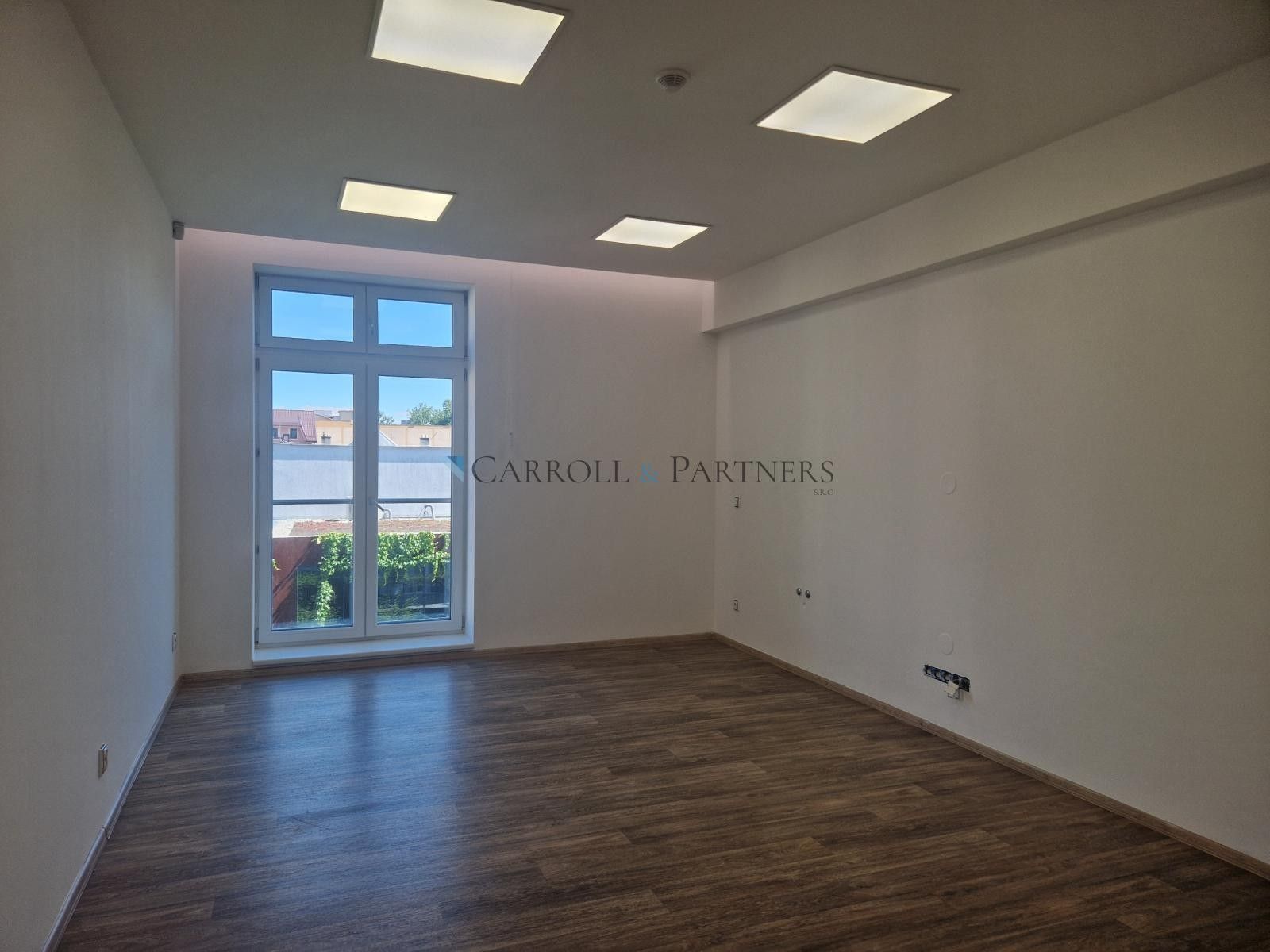 Pronájem komerčního prostoru 118 m² - foto 7