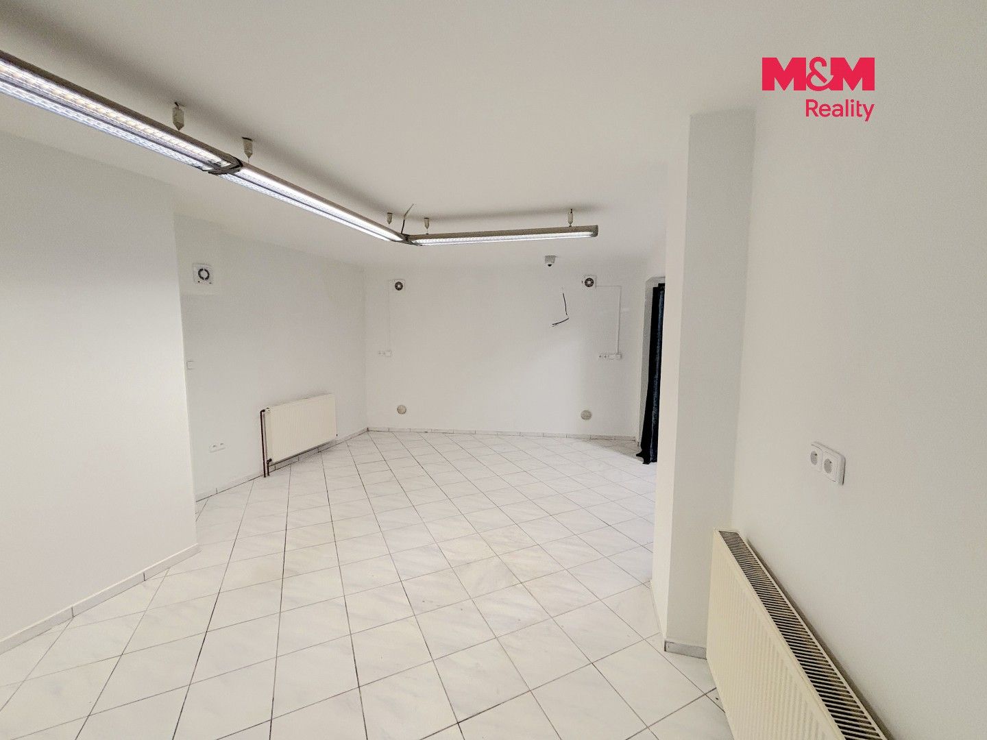 Pronájem komerčního prostoru 95 m² - foto 6