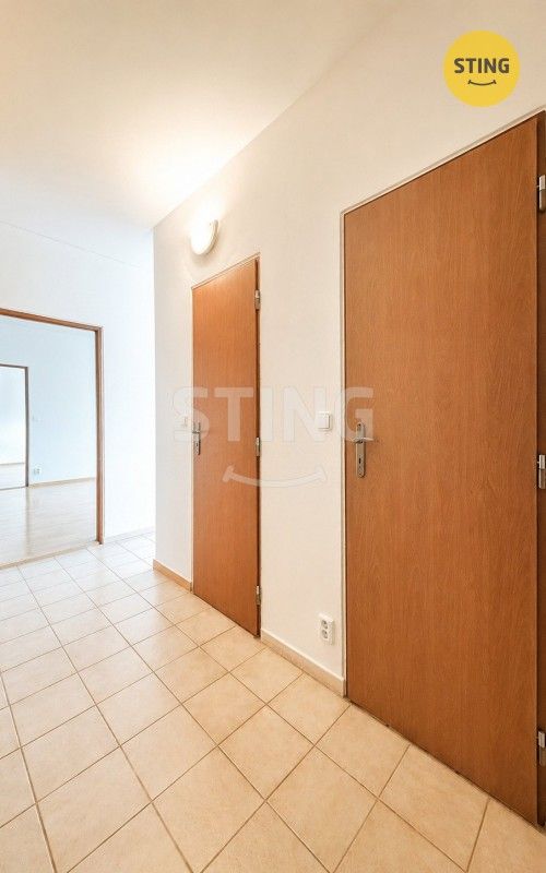 Pronájem bytu 2+1 60 m² - foto 8