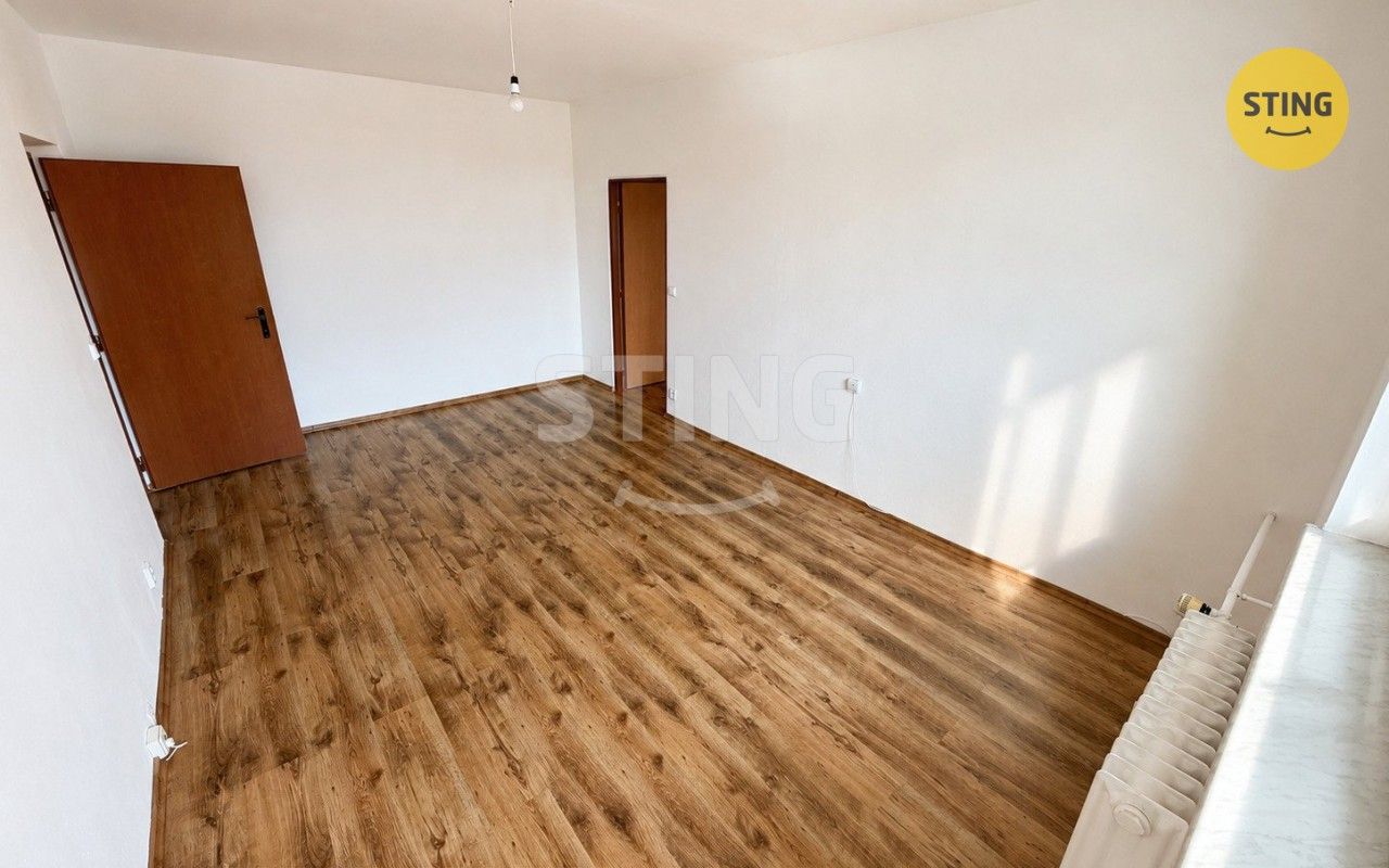 Pronájem bytu 2+1 60 m² - foto 15