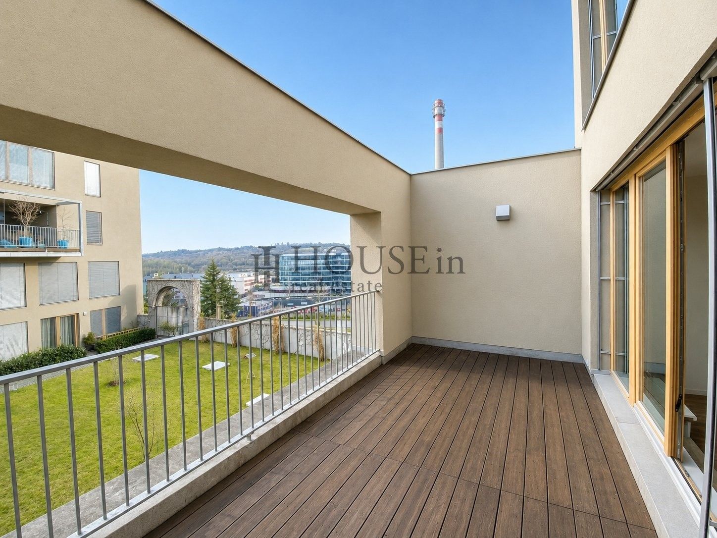 Pronájem bytu 1+kk 34 m² - foto 1