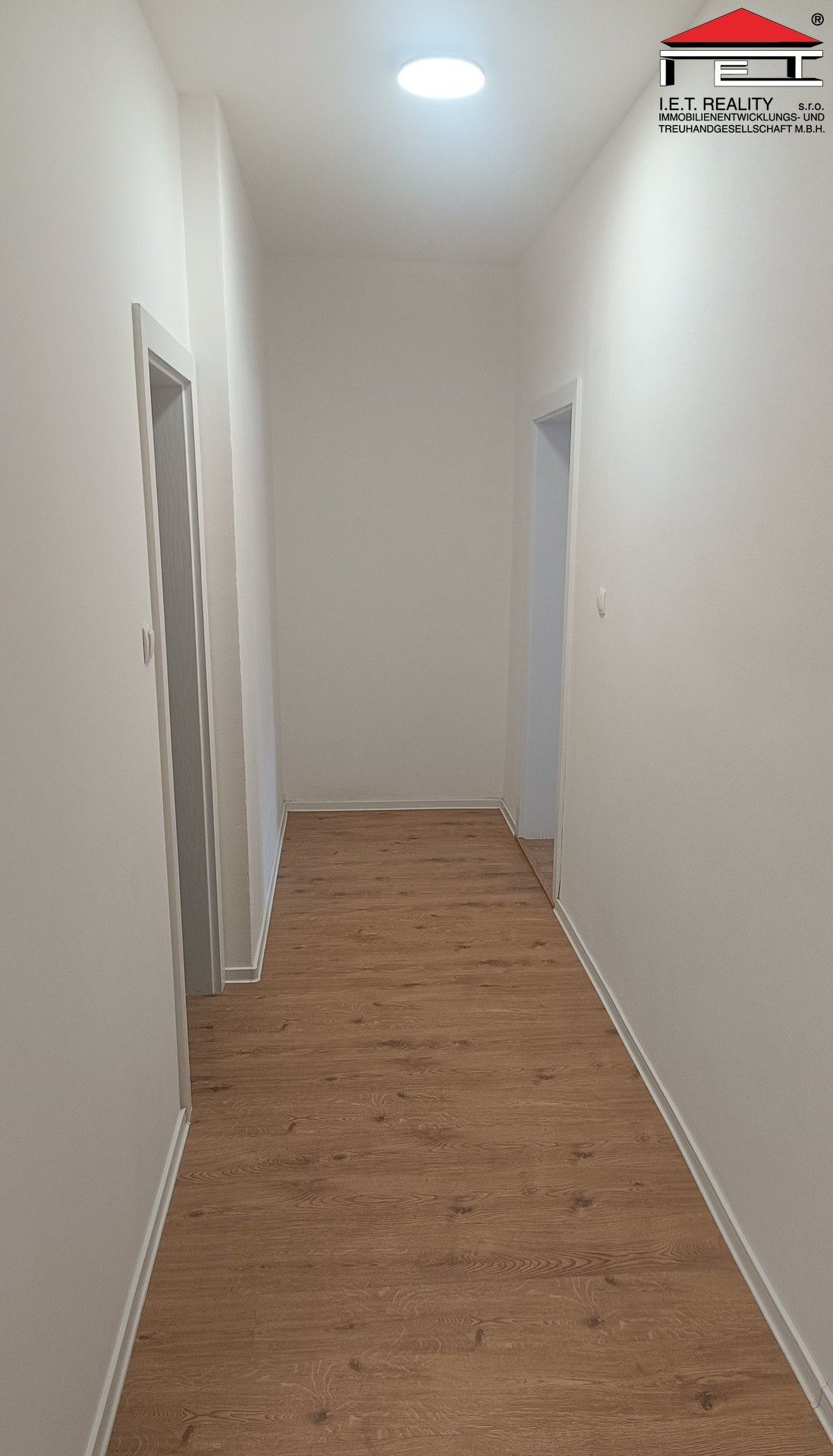 Pronájem bytu 2+kk 50 m² - foto 8