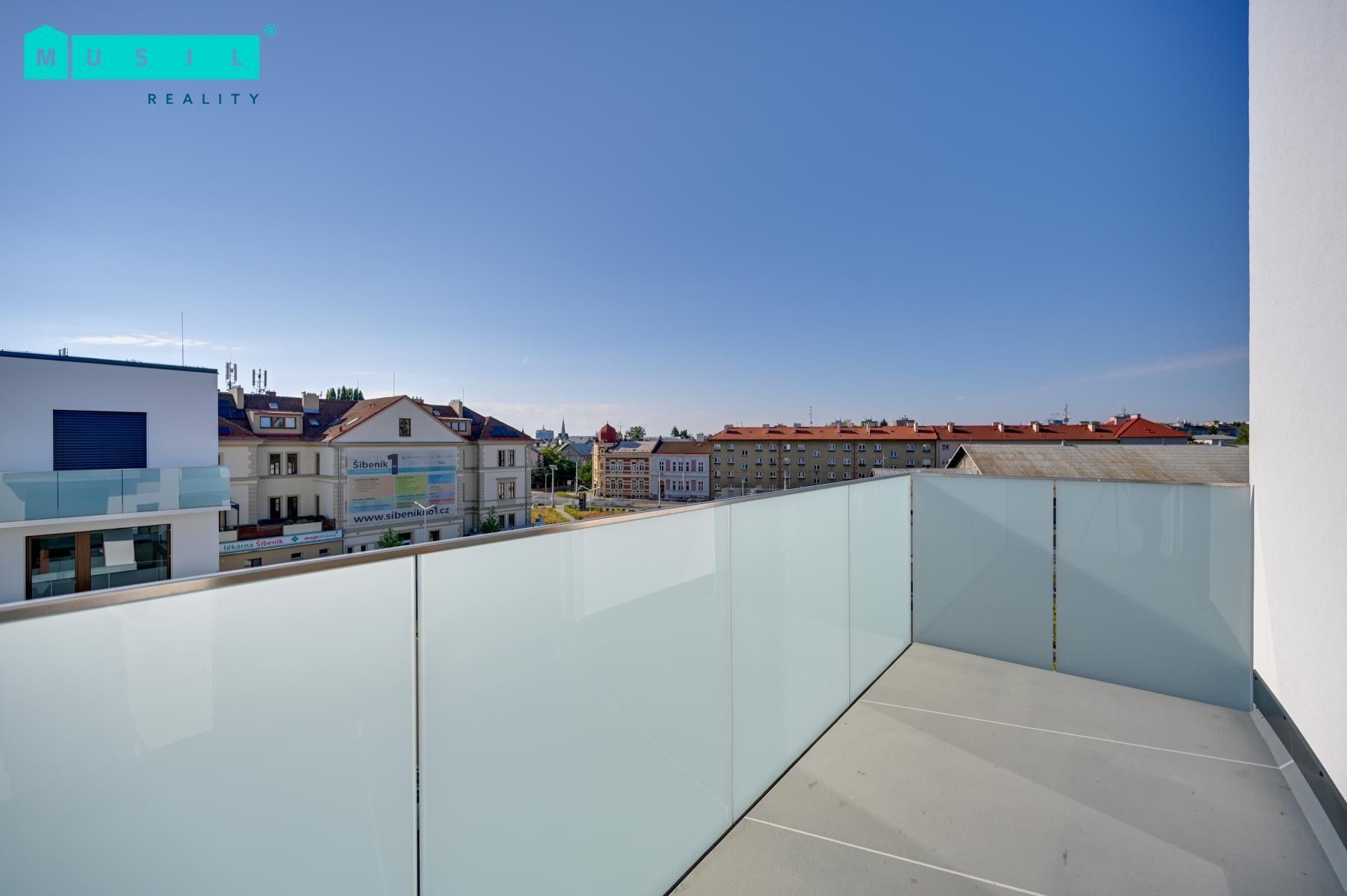 Pronájem bytu 2+kk 56 m² - foto 12