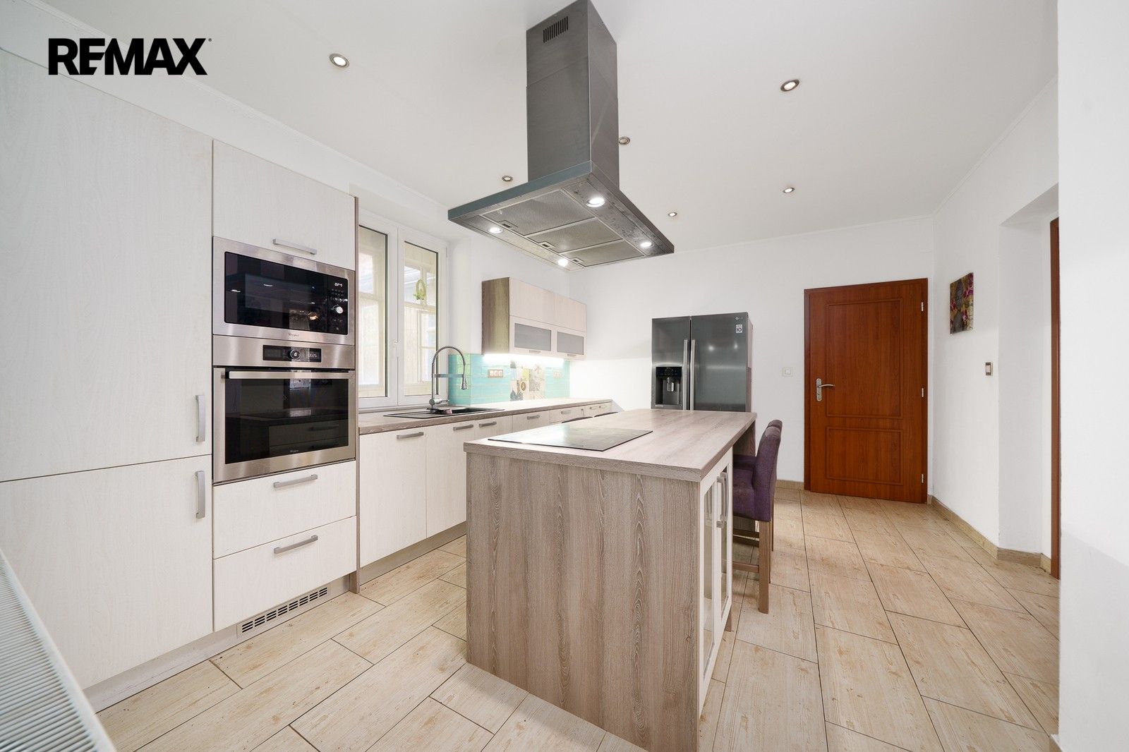 Prodej bytu 4+1 158 m² - foto 1