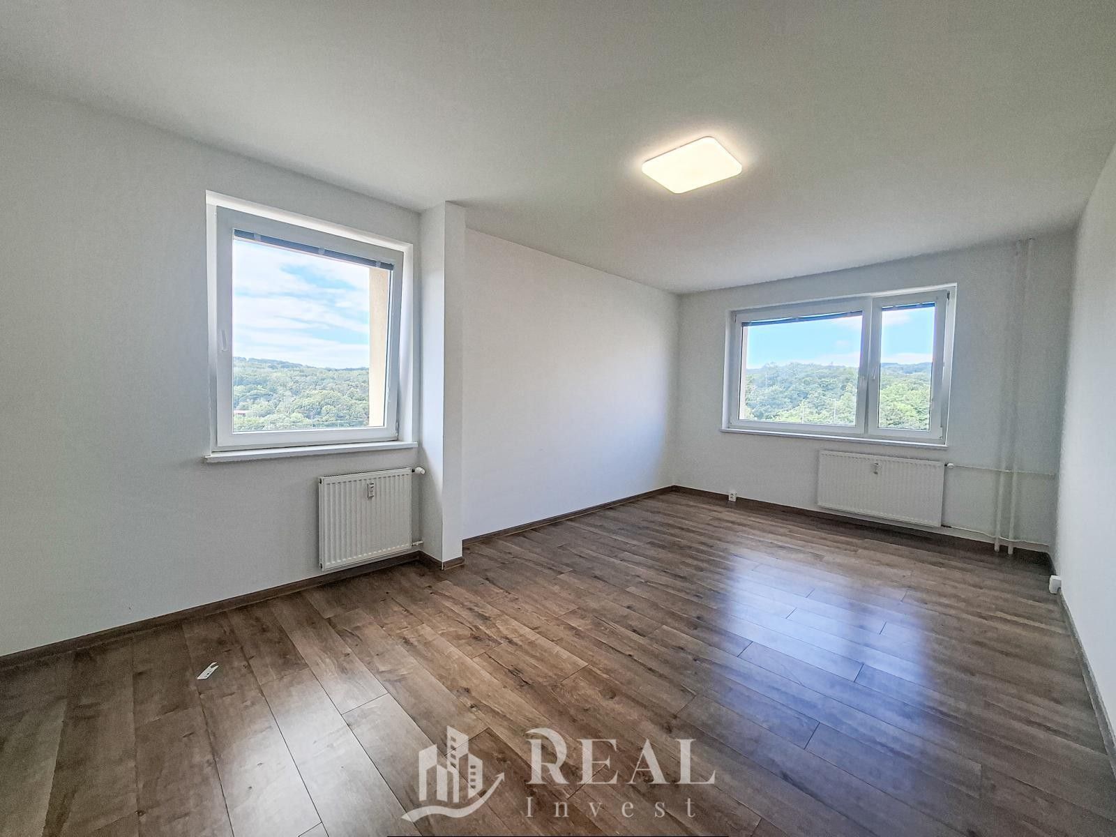 Prodej bytu 4+1 77 m² - foto 2