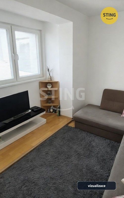 Pronájem bytu 3+1 68 m² - foto 2