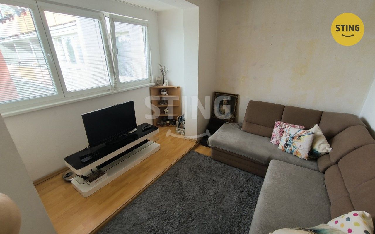Pronájem bytu 3+1 68 m² - foto 7