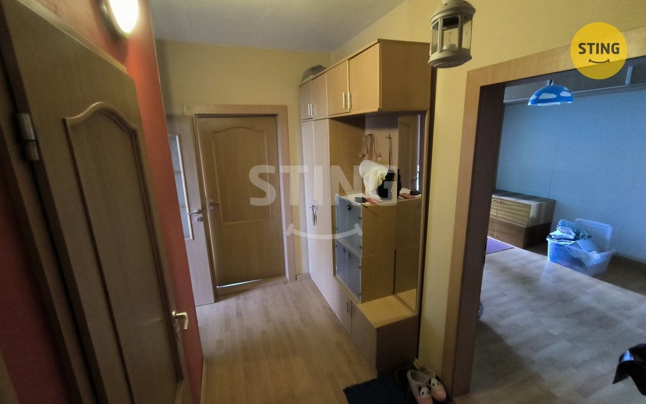 Pronájem bytu 3+1 68 m² - foto 12