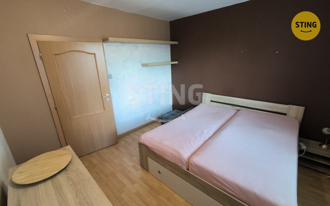 Pronájem bytu 3+1 68 m² - foto 11