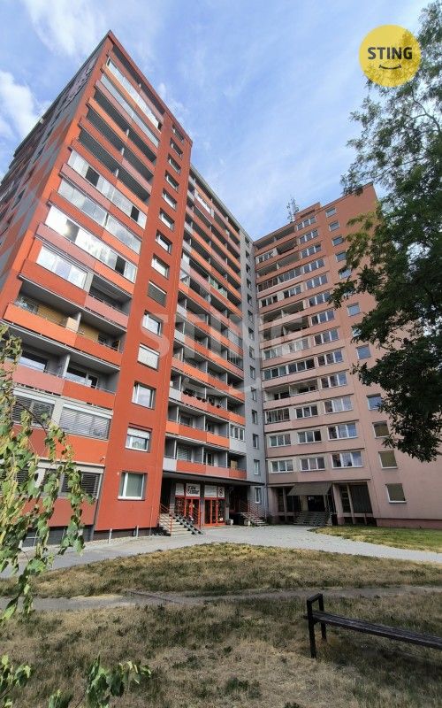 Pronájem bytu 3+1 68 m² - foto 14